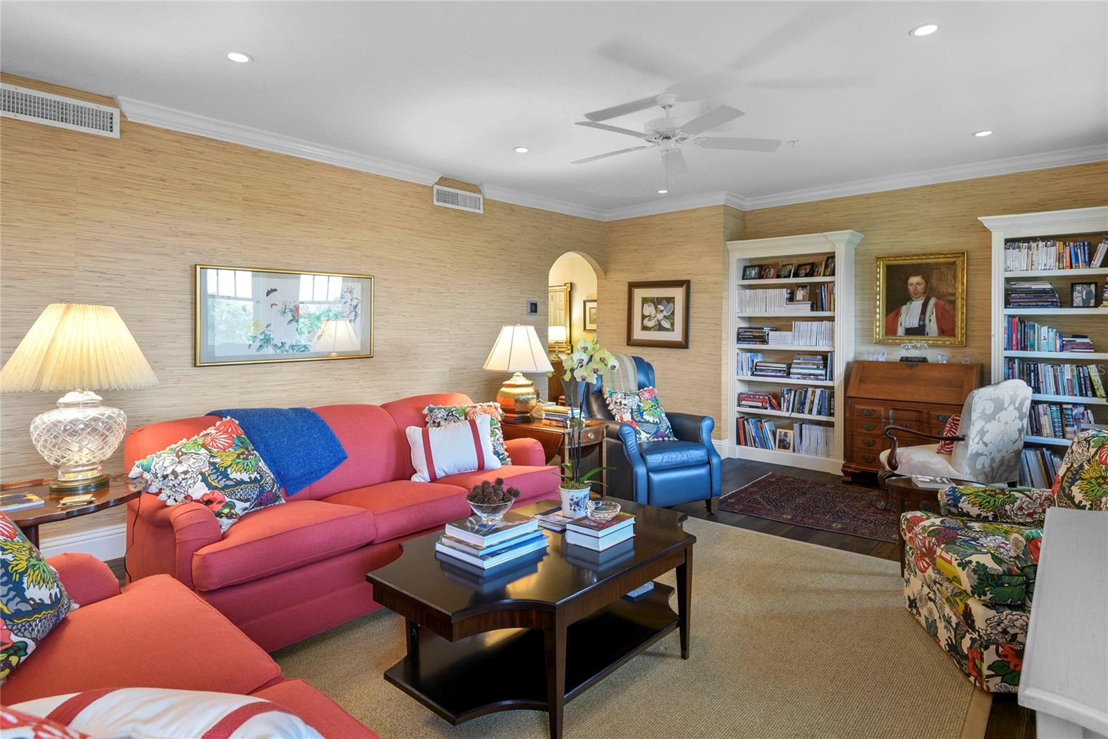 ALABAMA CONDO - Residential