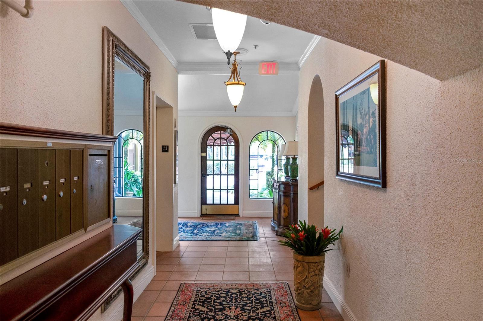 ALABAMA CONDO - Residential