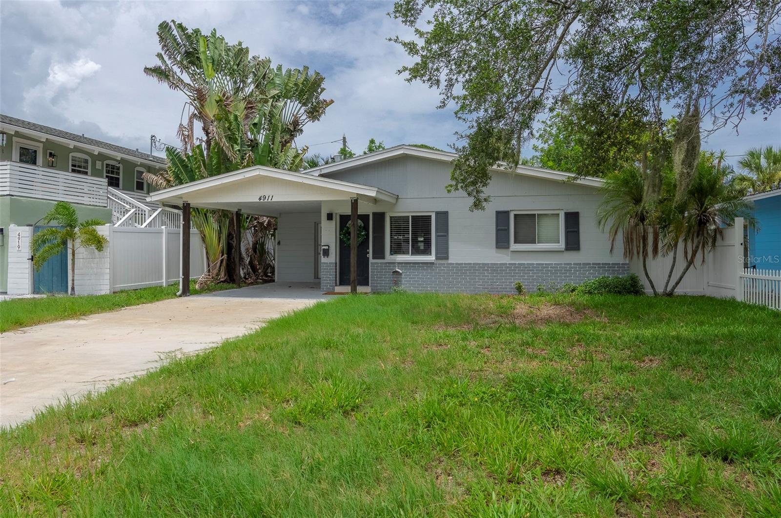 SHOREACRES CENTER - Residential