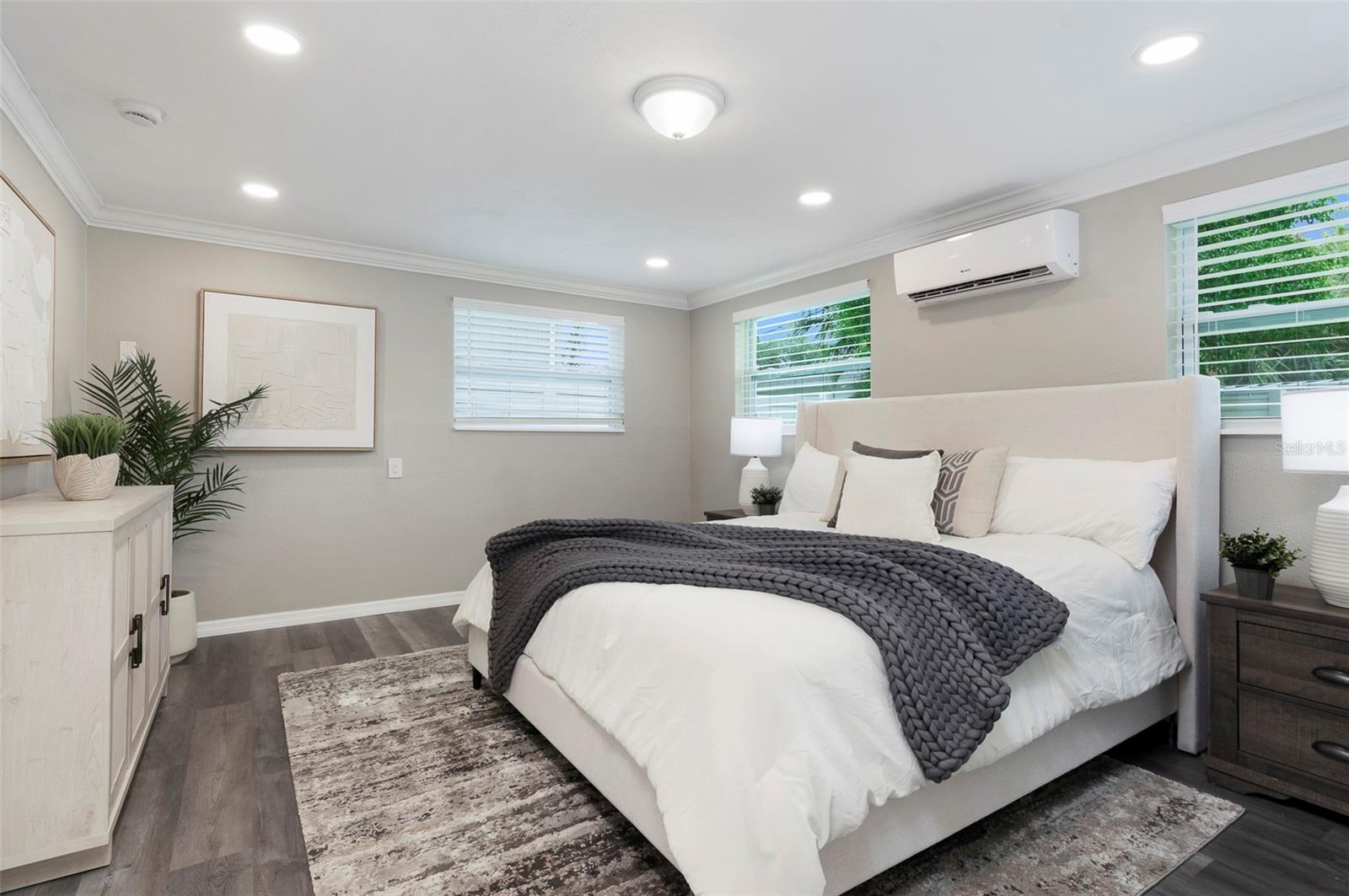 SHOREACRES CENTER - Residential