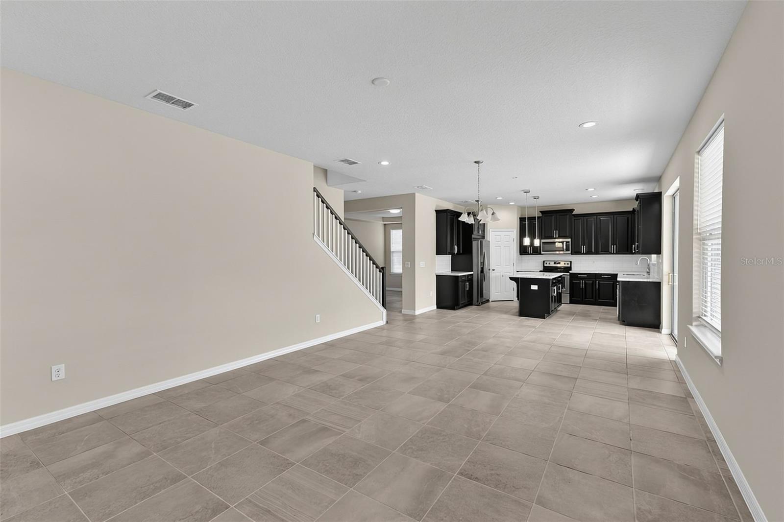 TAPESTRY PH 3 - Residential