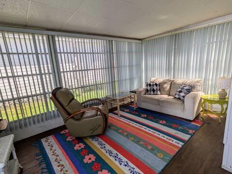 SUNNY SHORES TRAILER COMMUNITY - Residential Lease