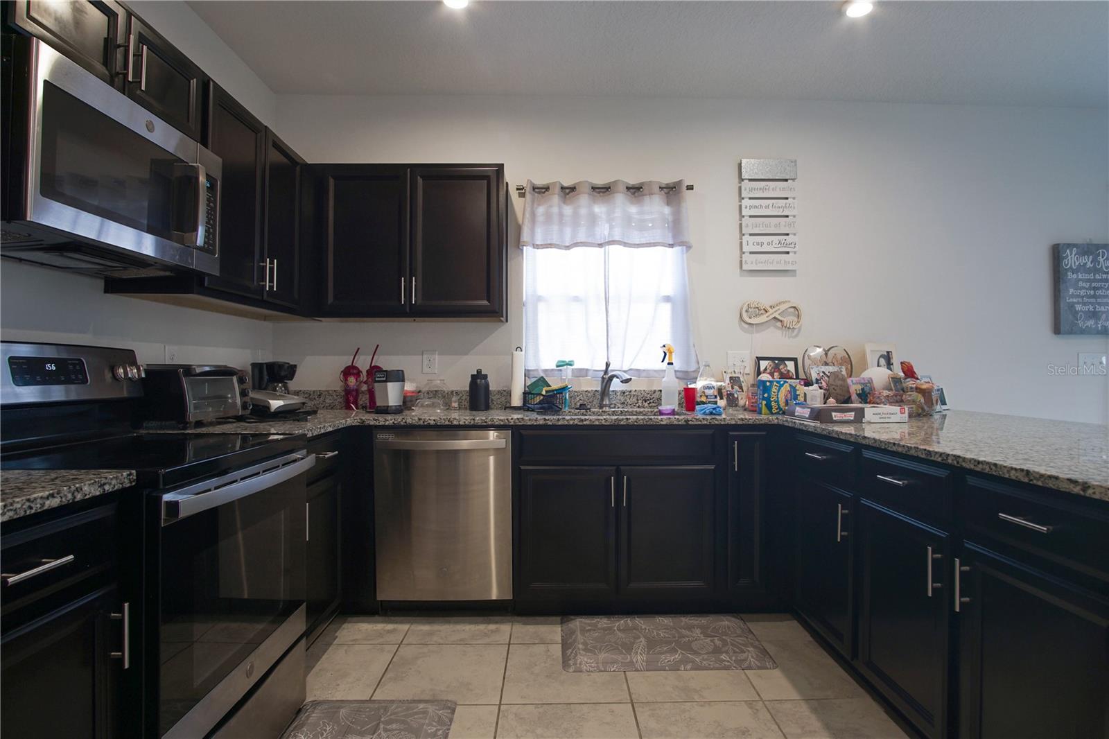 SOUTHERN XING - Residential Lease
