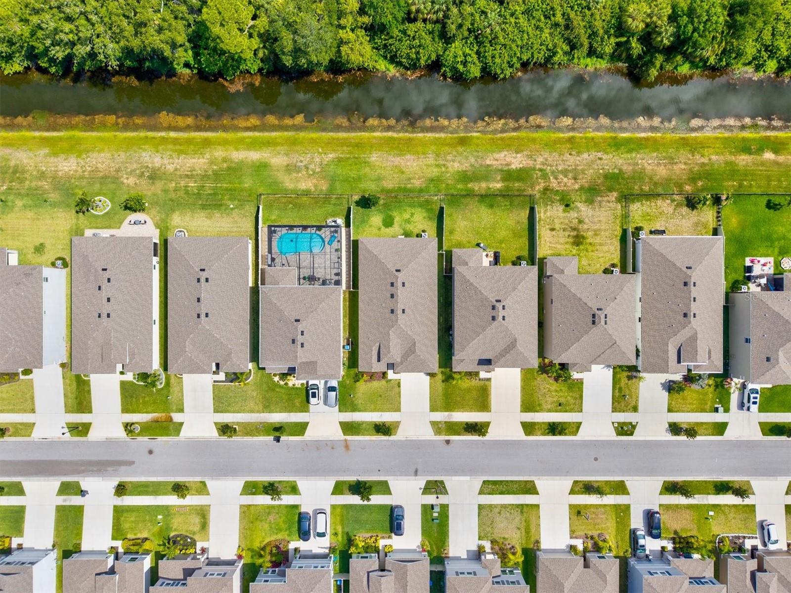 MANGROVE MANOR PH 1 - Residential