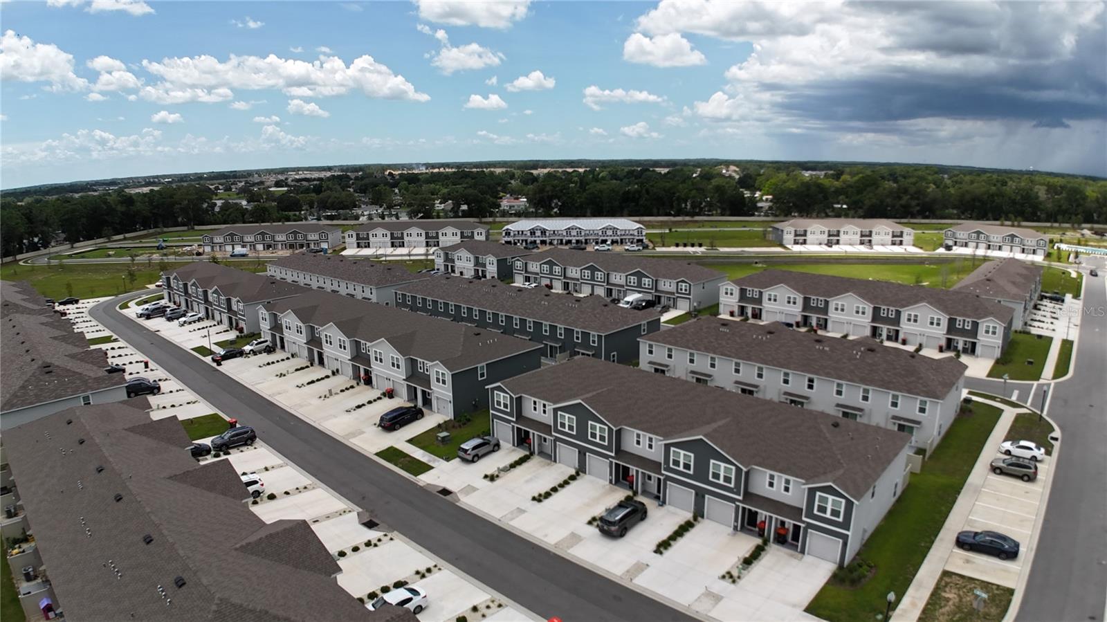 THE TOWNS AT LAUREL COMMONS - Residential