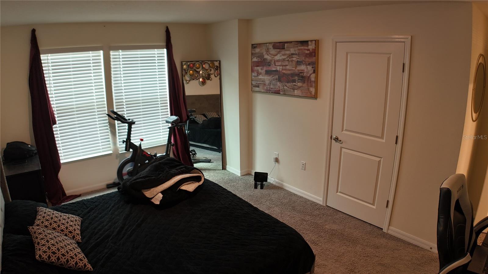 THE TOWNS AT LAUREL COMMONS - Residential