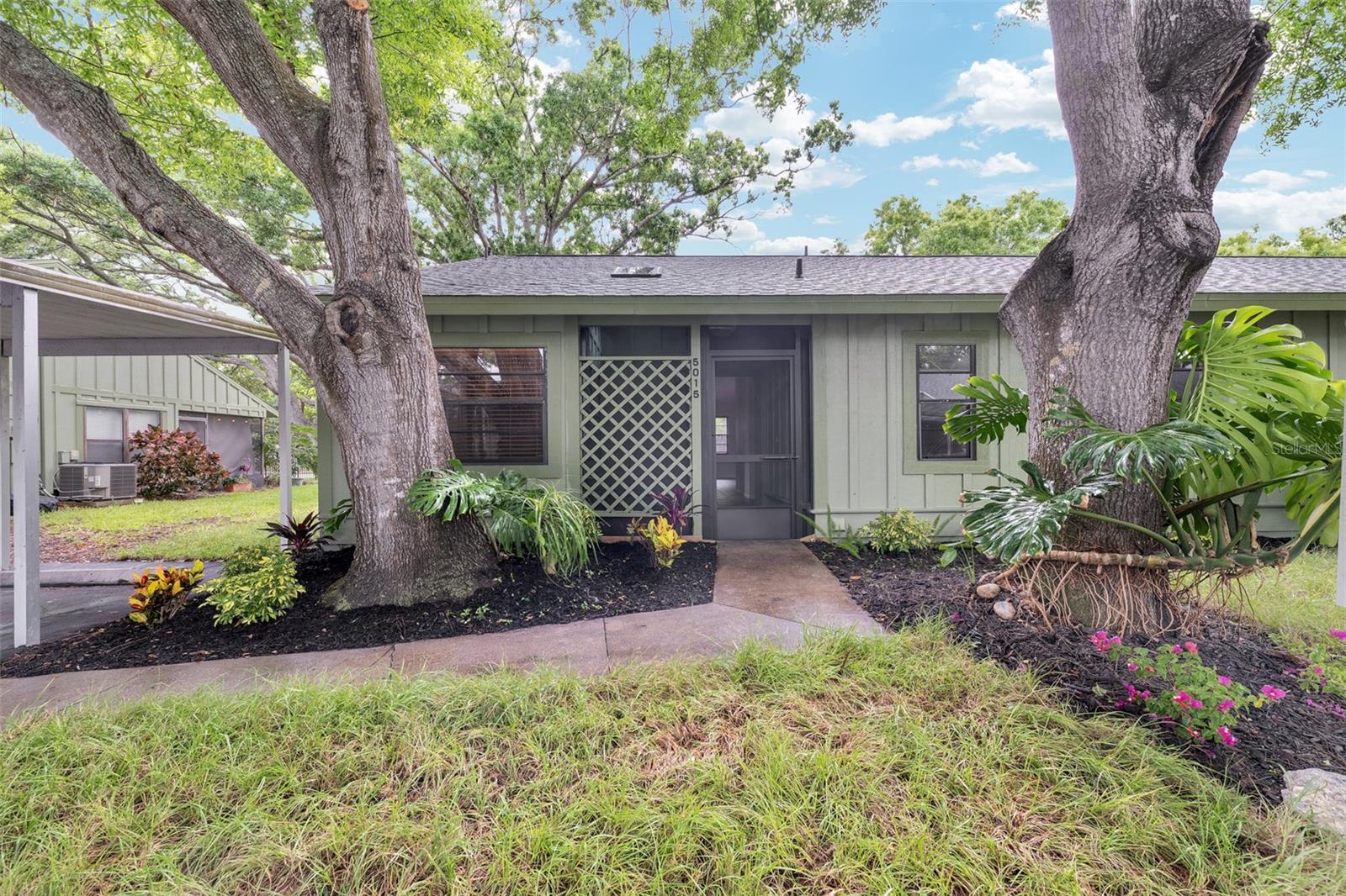 Fall in love with this spacious, updated 2 bedroom/2 bathroom villa in the wooded solitude community of Barrington Woods.  This maintenance free unit is nestled in Sarasota’s art and museum district, minutes to downtown Sarasota and gulf beaches. 

New A/C, interior private laundry room, open floor plan, vaulted ceilings, granite countertops, stainless steel appliances, large eat-in kitchen, breakfast bar, lots of cabinetry, pantry, tile floors throughout and wood flooring in the primary bedroom (large walk-in closet).

Screened entry/lanai with your own covered parking space along with plenty of guest parking and a community pool.

Located 1 mile to Sarasota/Bradenton International Airport and New College of Florida/USF campuses, Ringling Museum of Art, Asolo Theatre, Sarasota Ballet and Sarasota’s bay front.  Minutes to Centennial Park boat ramp, Van Wezel Performing Arts, area beaches, downtown Sarasota and all of the cultural activities, shopping and dining that it has to offer!

This quiet and peaceful end residence has been freshly painted and is ready for you to move into.