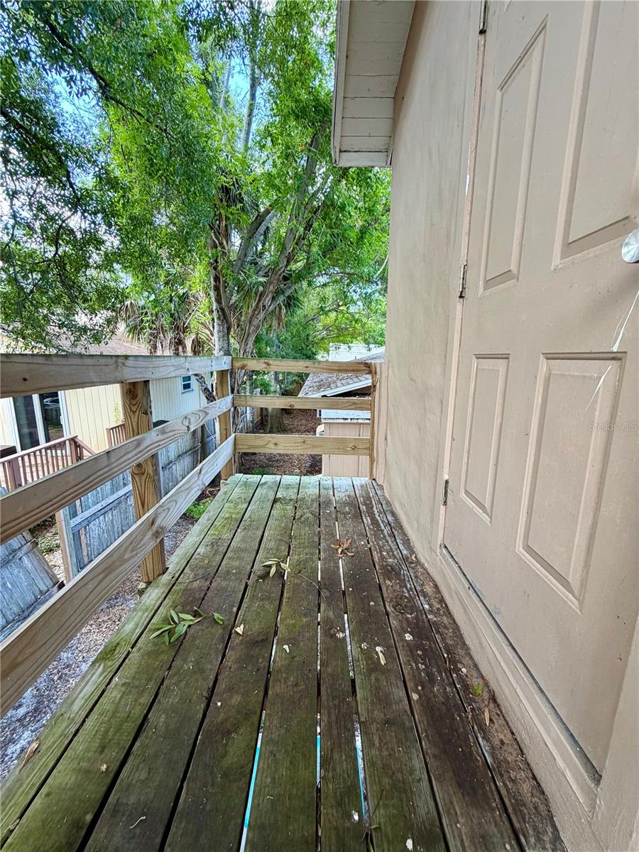 HIGHLAND PARK - Residential Lease