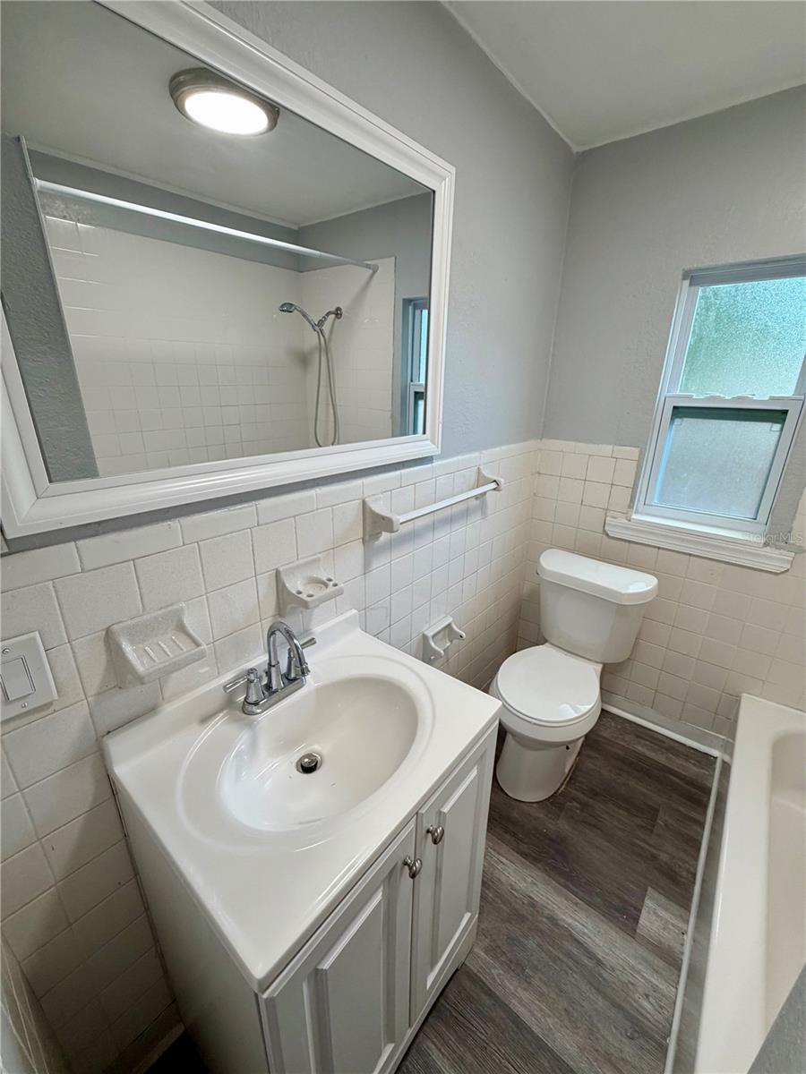 HIGHLAND PARK - Residential Lease