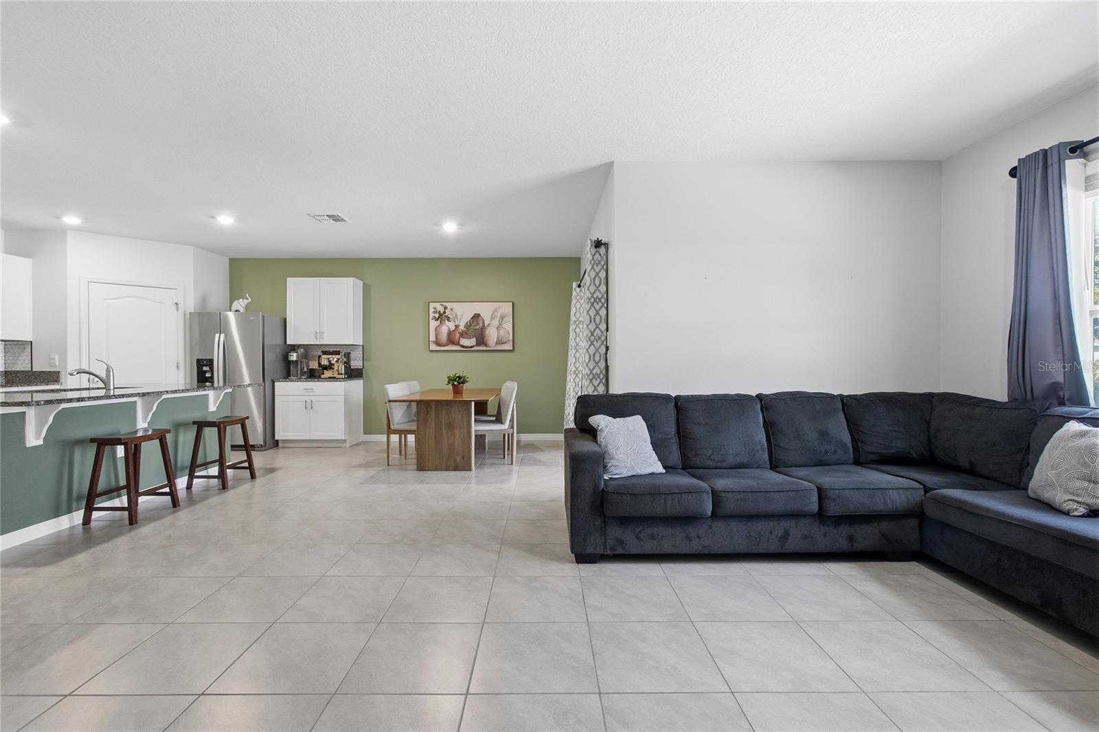 VICTORIA OAKS PH B - Residential