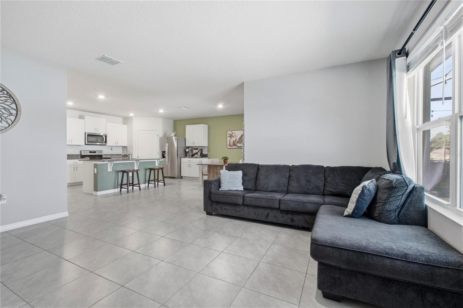VICTORIA OAKS PH B - Residential