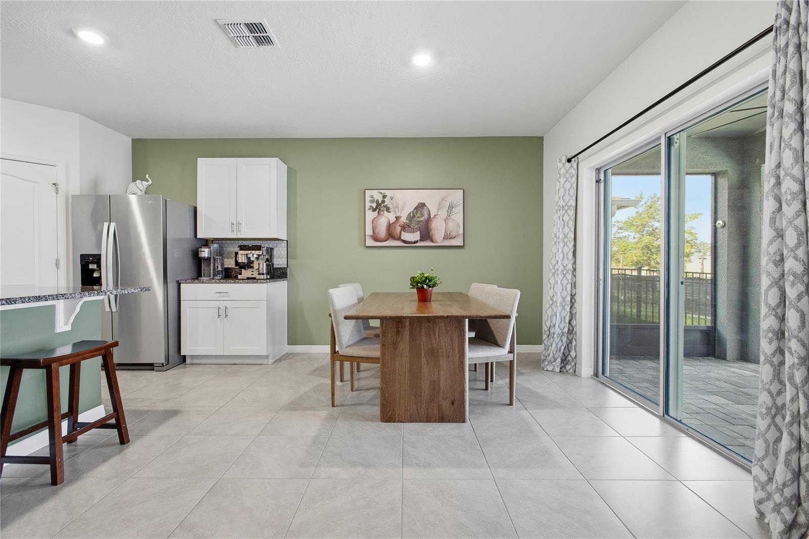 VICTORIA OAKS PH B - Residential