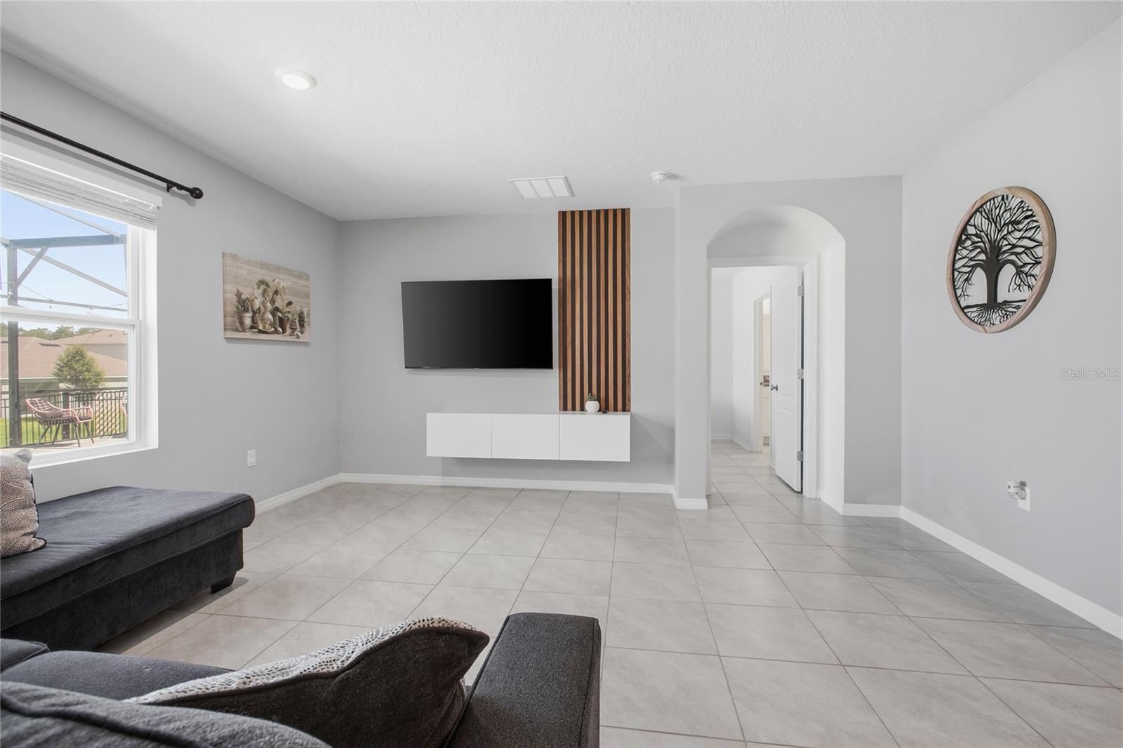 VICTORIA OAKS PH B - Residential
