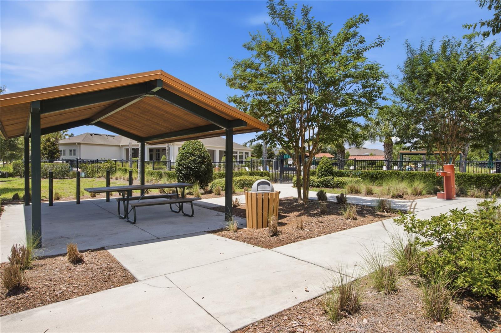 VICTORIA OAKS PH B - Residential