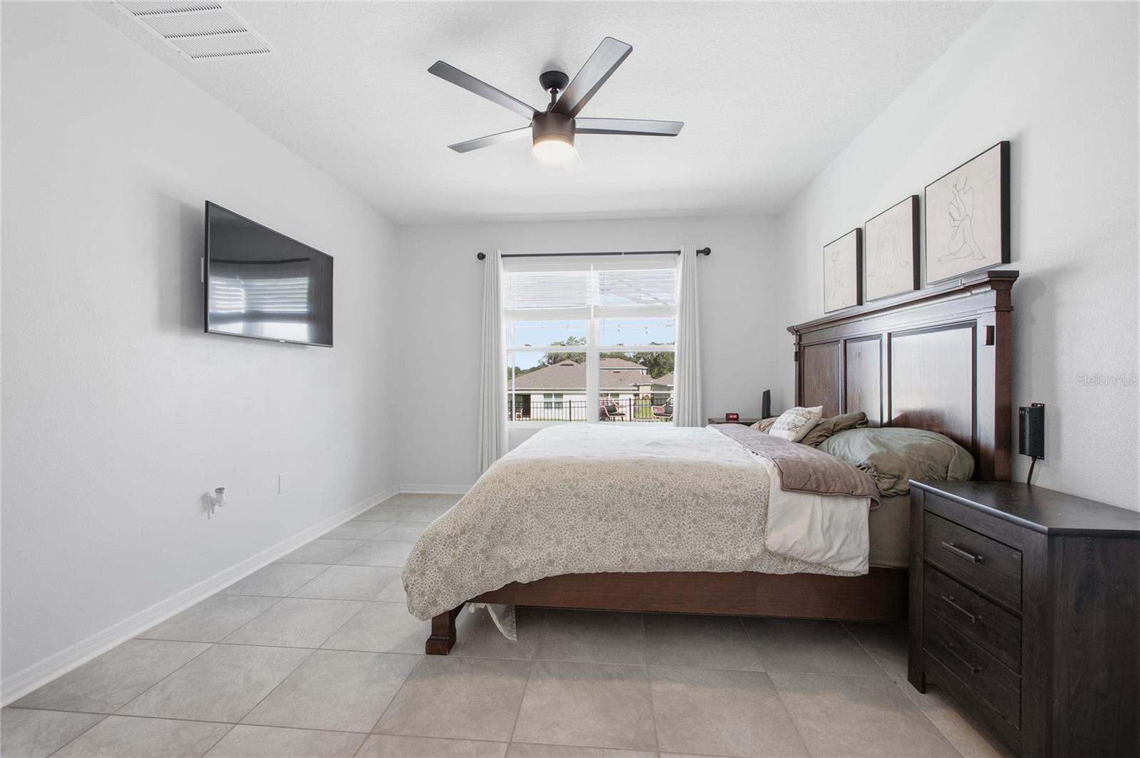 VICTORIA OAKS PH B - Residential