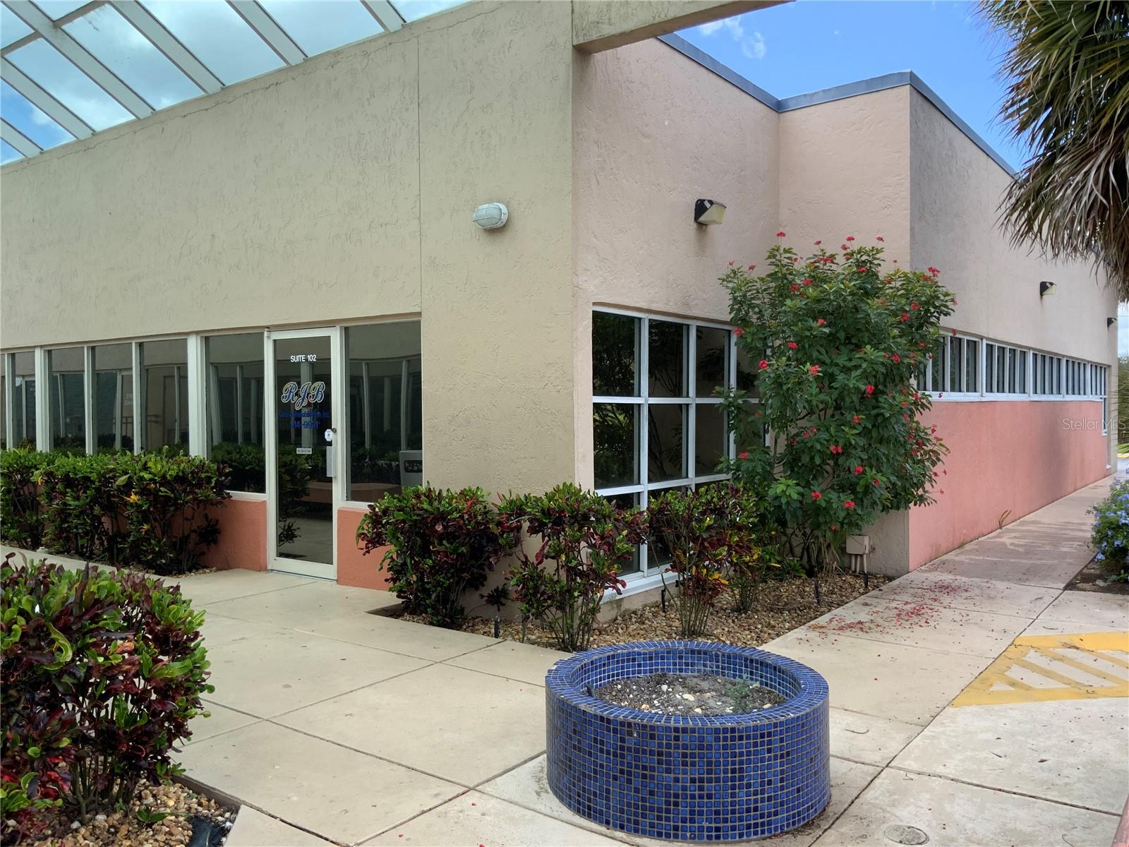 2,135+/- RSF Nicely maintained Medical office space located on the corner of Medical Way and Sebring Parkway in an attractive Medical Office Plaza with a short trip to AdventHealth Hospital or even shorter trip to the HCA hospital via the Parkway. Convenient for the physician looking to expand, relocate or just make a lateral move. Pediatric practice on site as well as Nemours Children's Health. Great opportunity for a pediatric dentist.There's plenty of parking on over 1.25 acres of common area that is well maintained. NNN lease priced at just $16.23/rsf plus utilities.