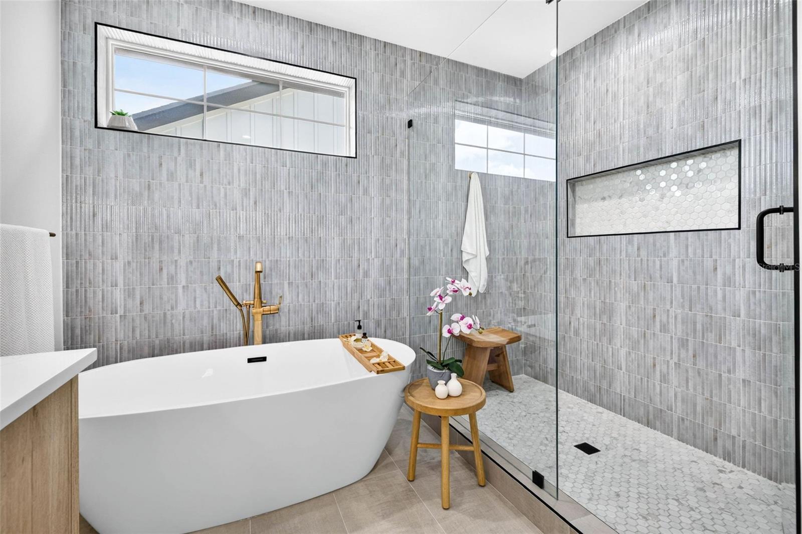 SHOREACRES CENTER - Residential
