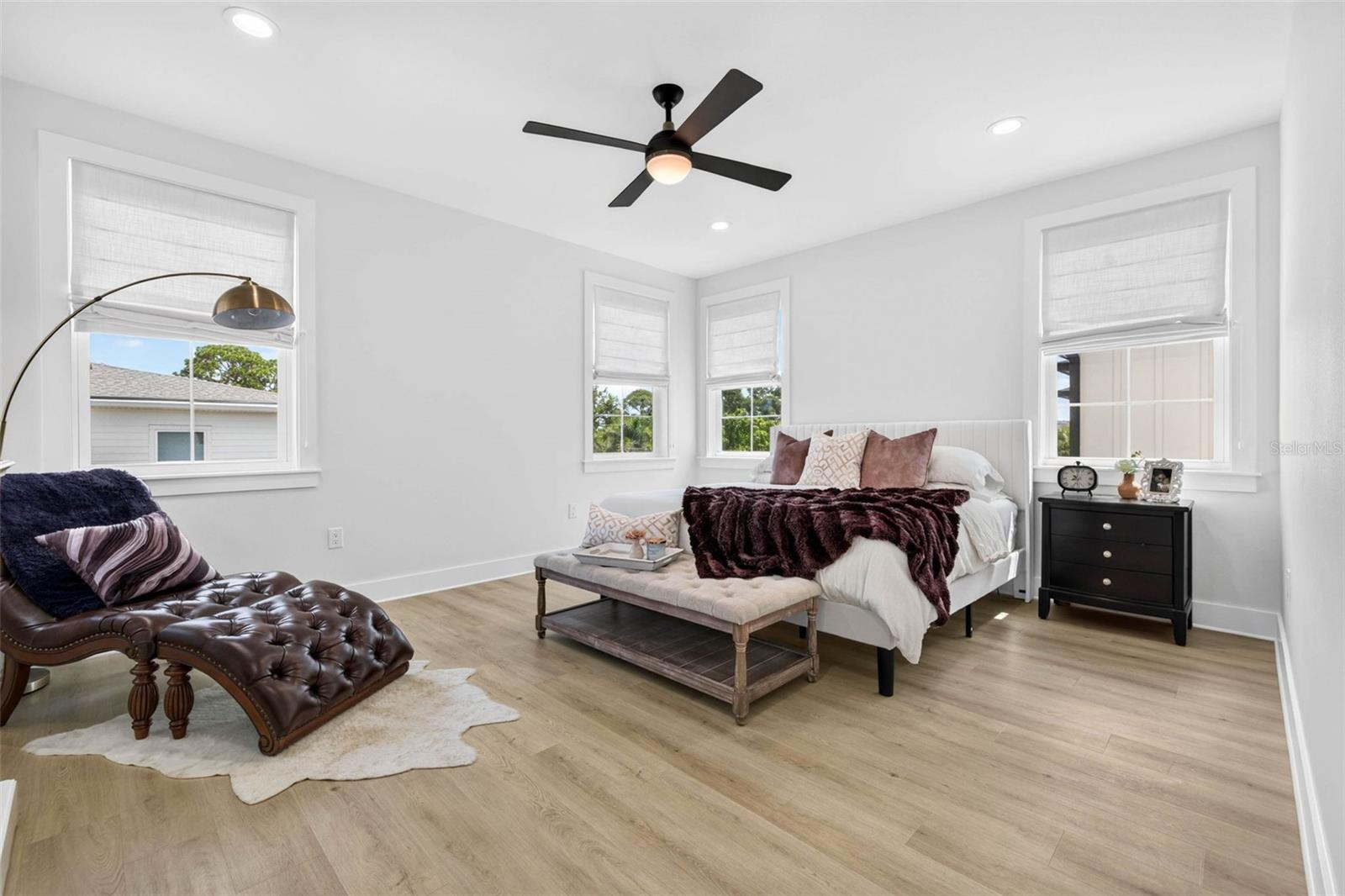 SHOREACRES CENTER - Residential
