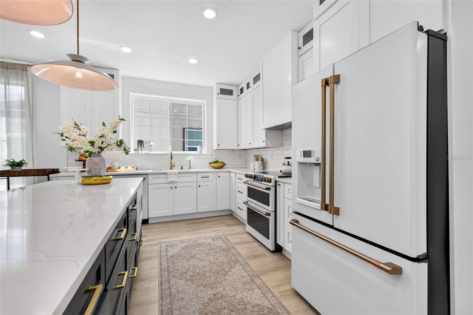 SHOREACRES CENTER - Residential