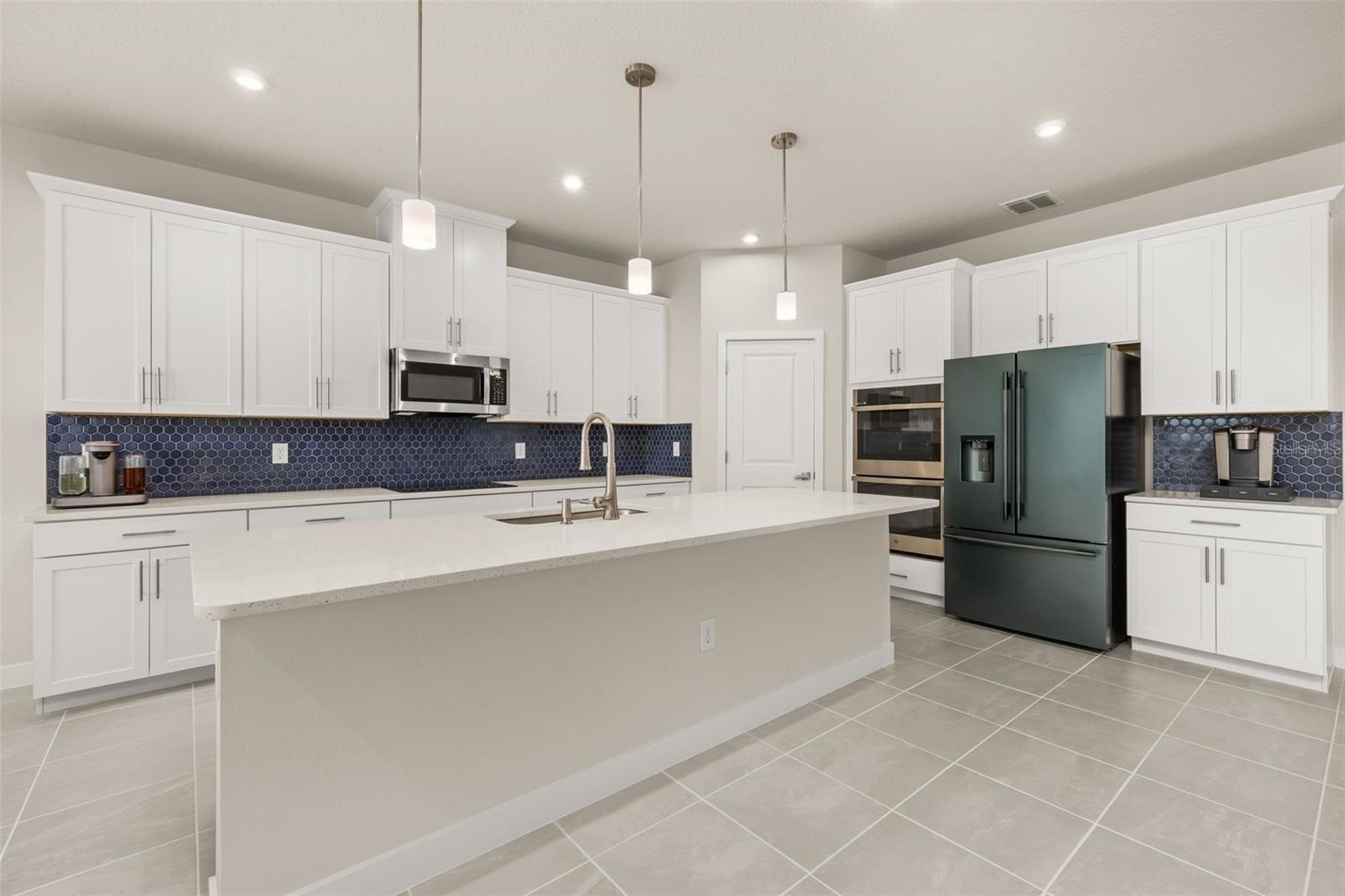 LAKE NELLIE XING - Residential Lease