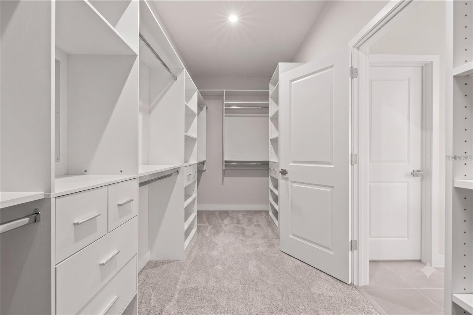 LAKE NELLIE XING - Residential Lease