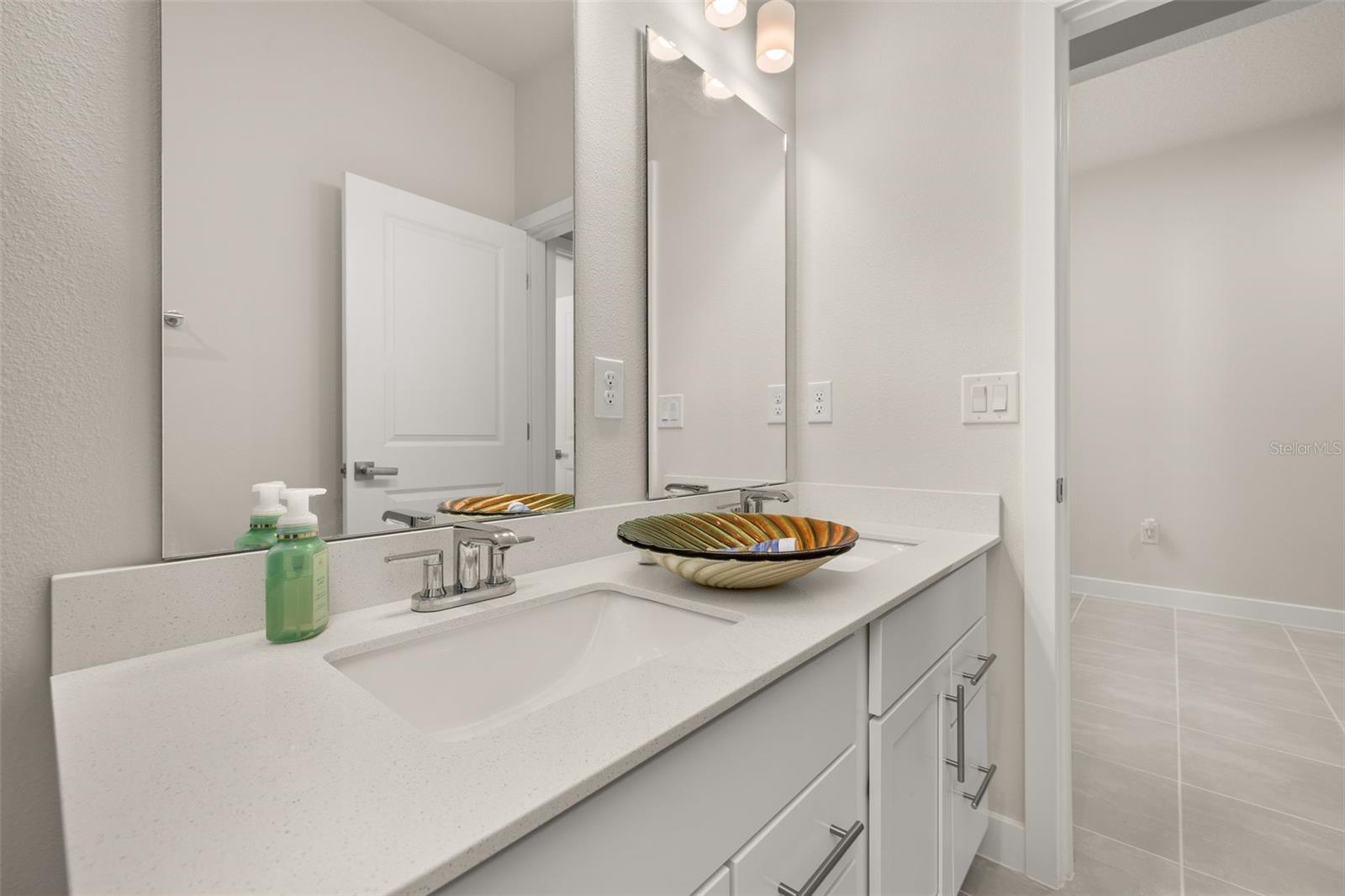 LAKE NELLIE XING - Residential Lease