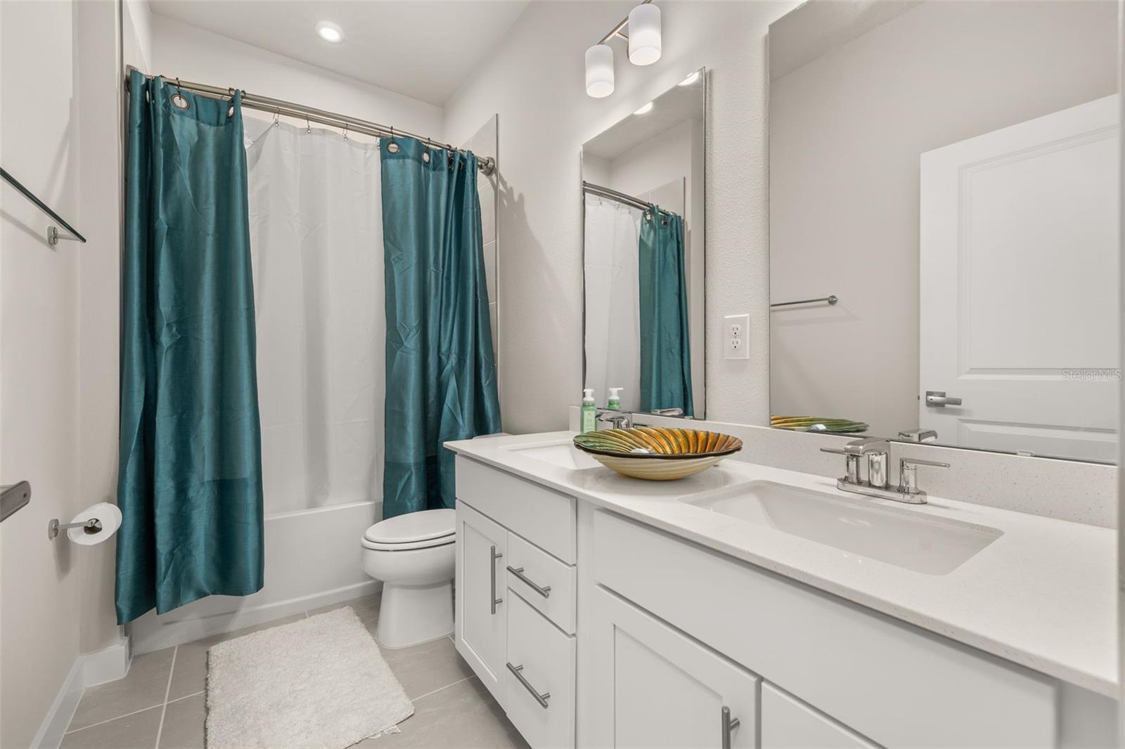 LAKE NELLIE XING - Residential Lease