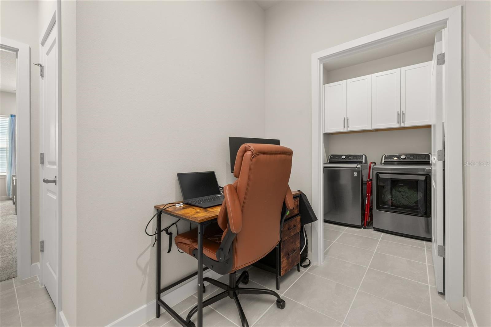 LAKE NELLIE XING - Residential Lease