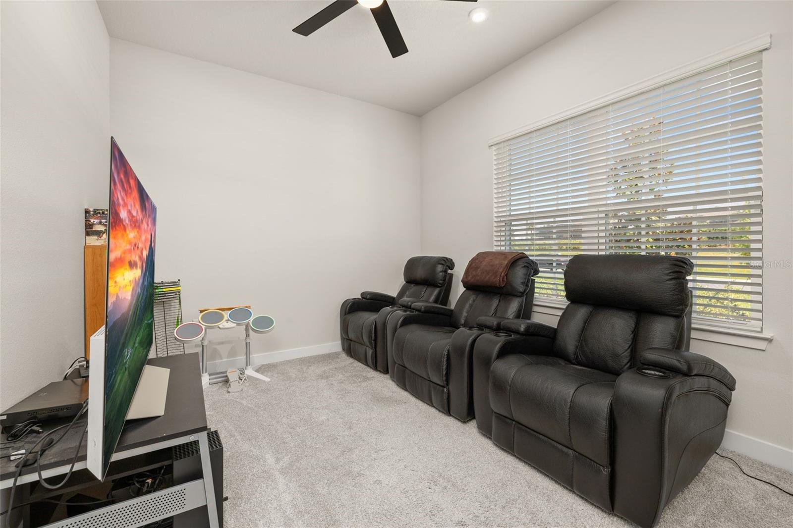LAKE NELLIE XING - Residential Lease