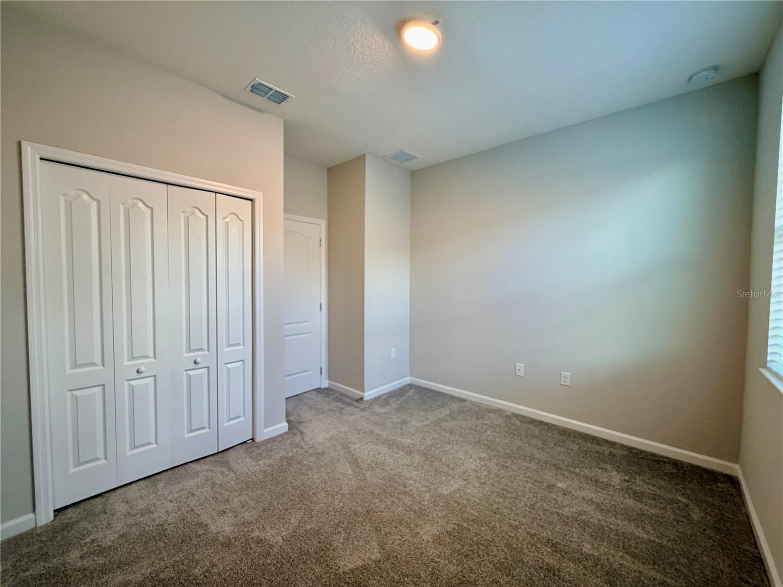 TOWNS AT TUSKAWILLA COMMONS - Residential Lease