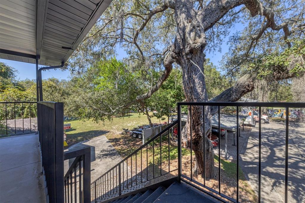 TAMPAS NORTH SIDE COUNTRY CLU - Commercial Sale