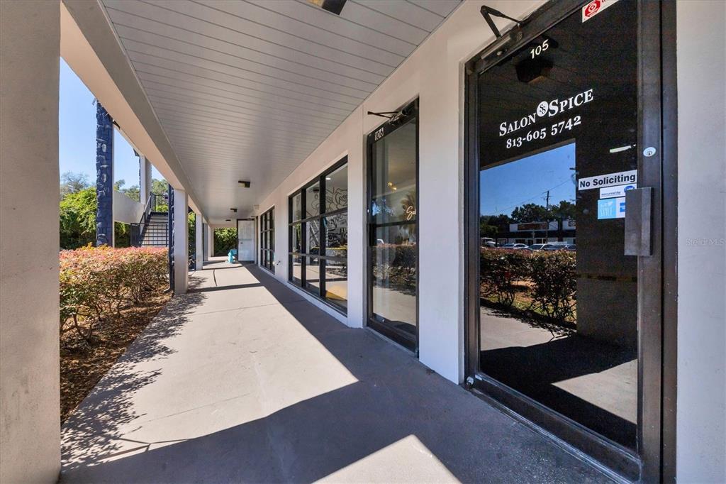 TAMPAS NORTH SIDE COUNTRY CLU - Commercial Sale