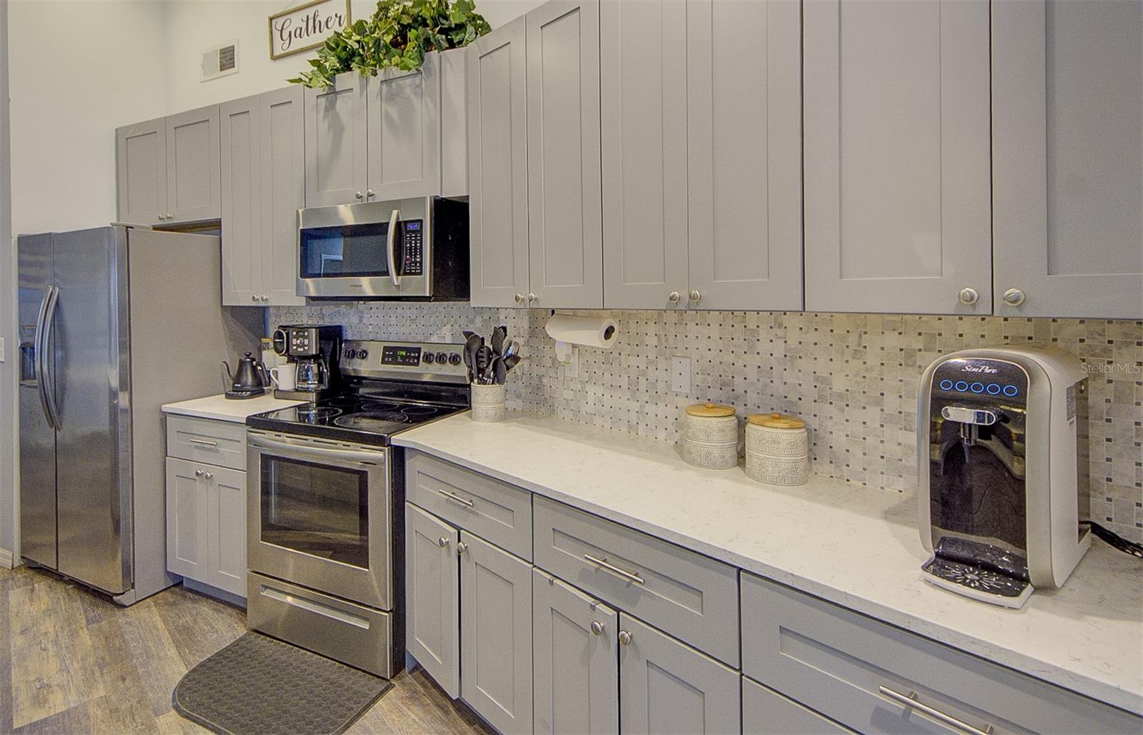 MEADOWBROOKE AT SUMMERFIELD UN - Residential