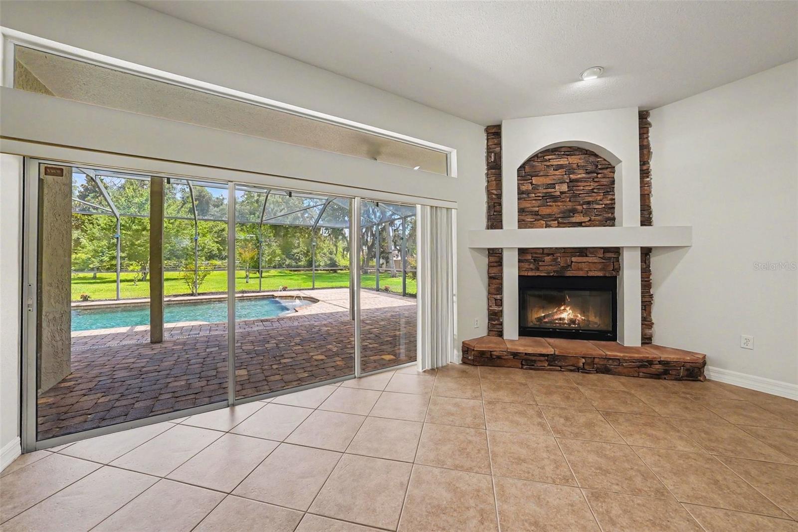 ANGEL FARMS ESTATES - Residential