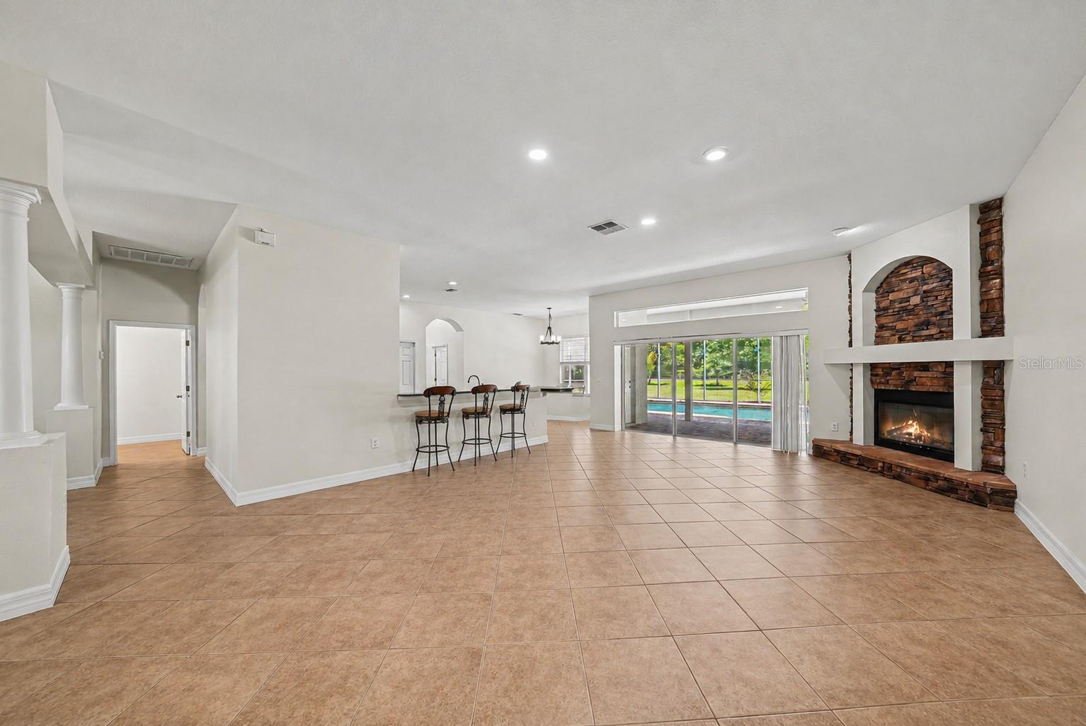 ANGEL FARMS ESTATES - Residential