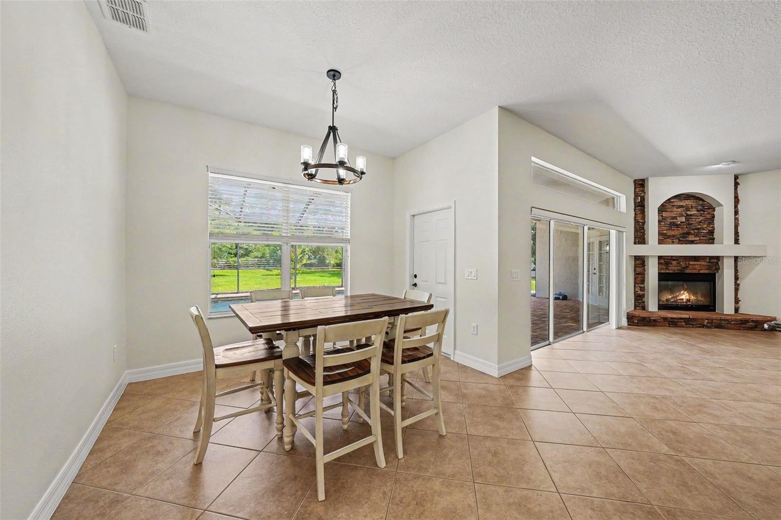 ANGEL FARMS ESTATES - Residential