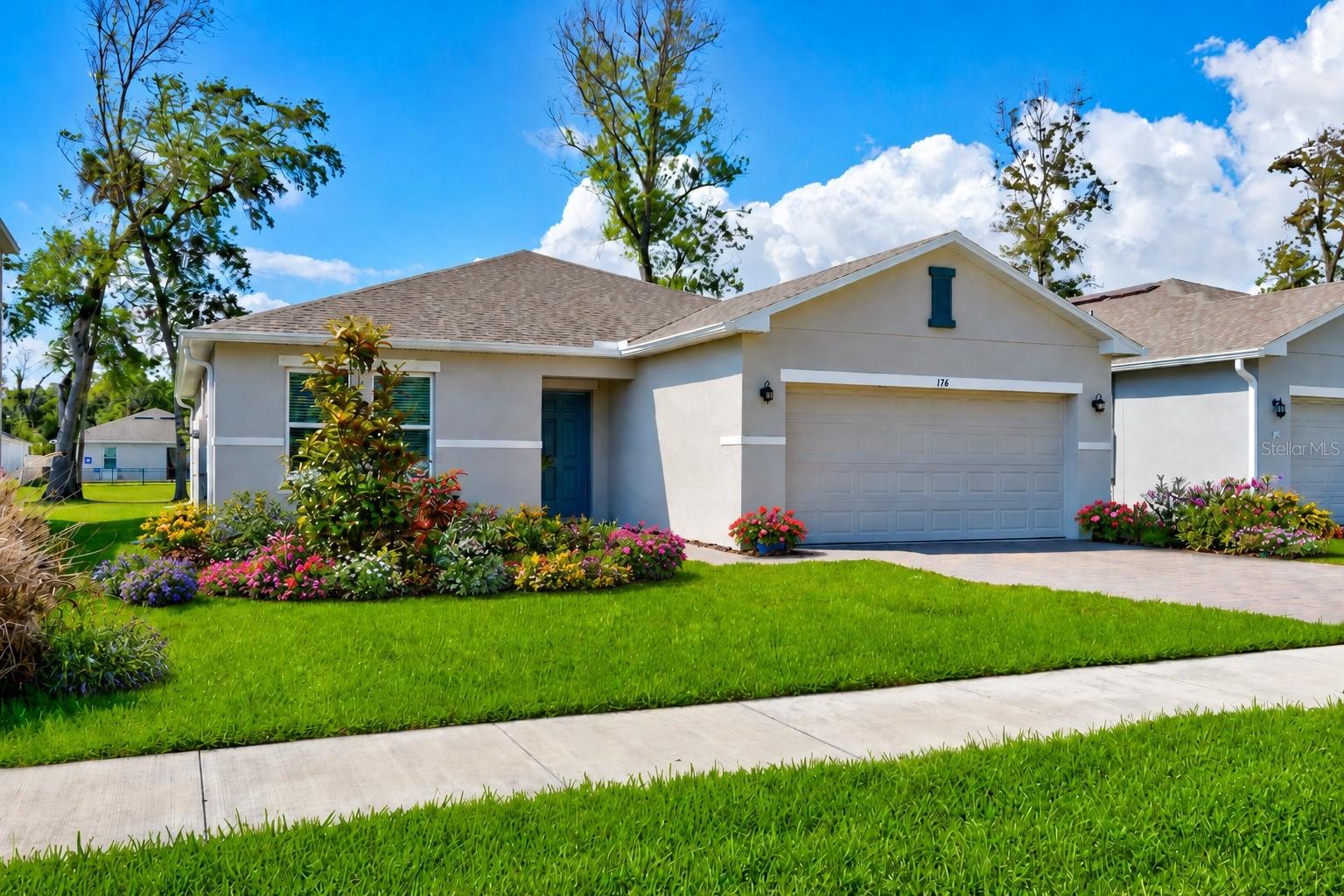 RIVERFRONT ESTATES SOUTH - Residential