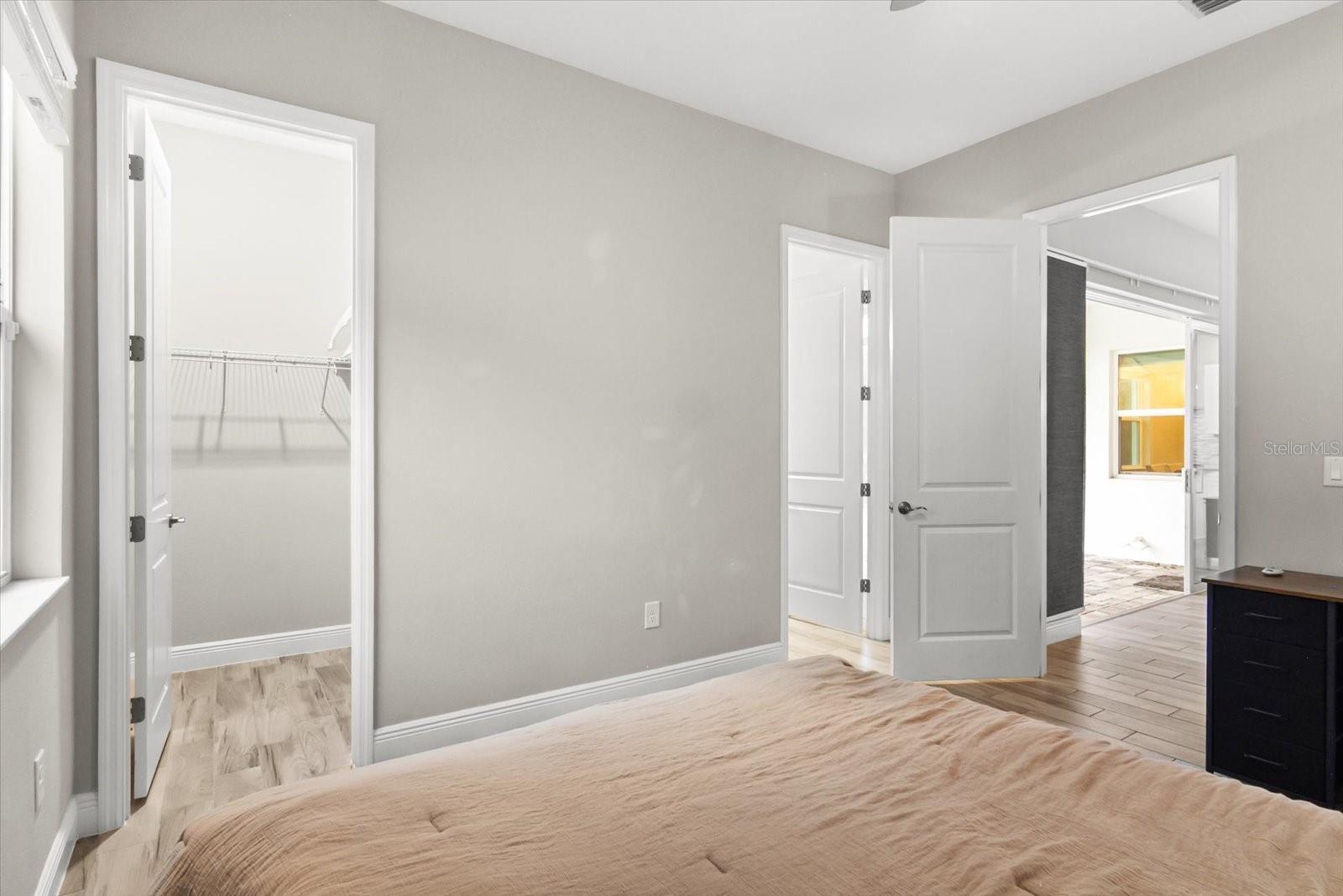 RIVO LAKES - Residential