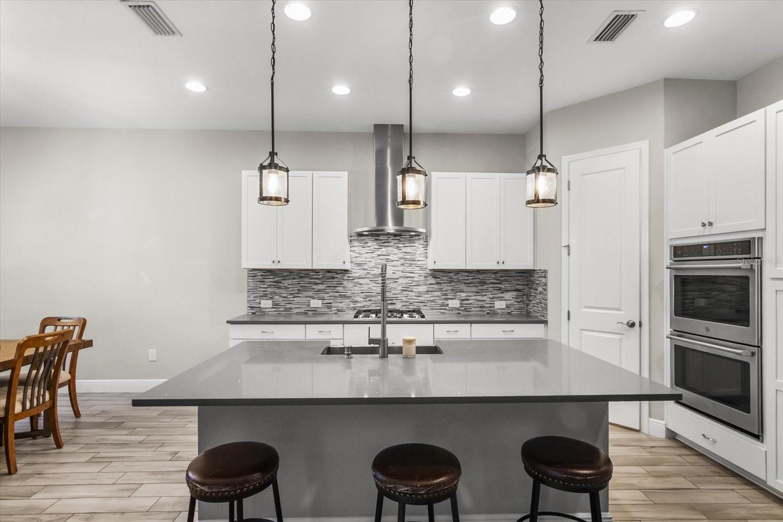RIVO LAKES - Residential