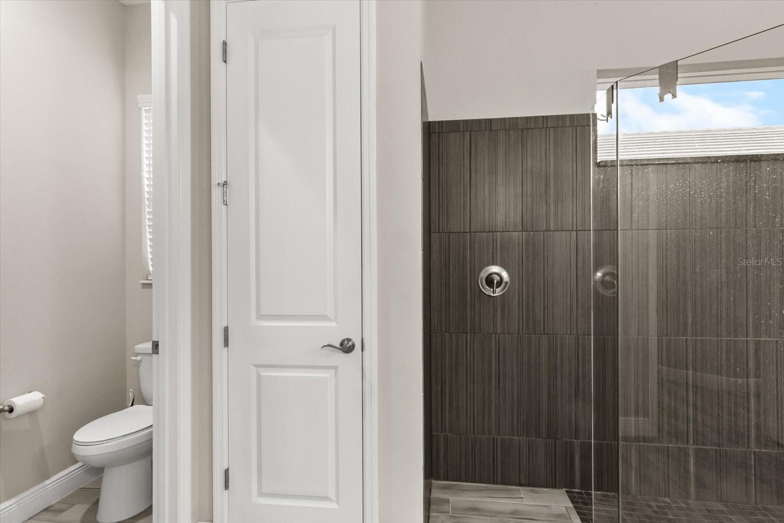 RIVO LAKES - Residential