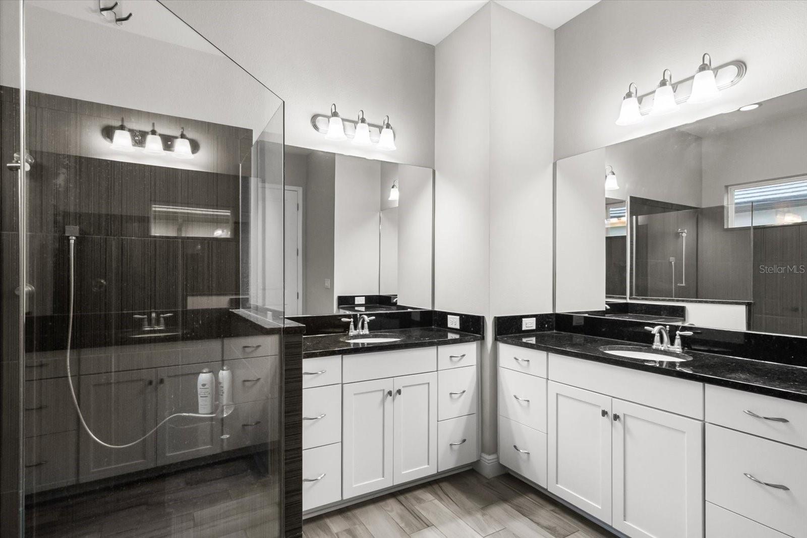 RIVO LAKES - Residential