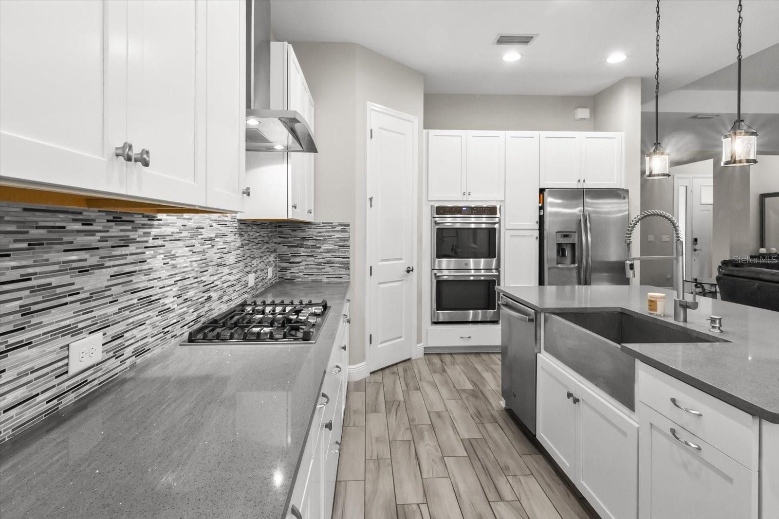 RIVO LAKES - Residential