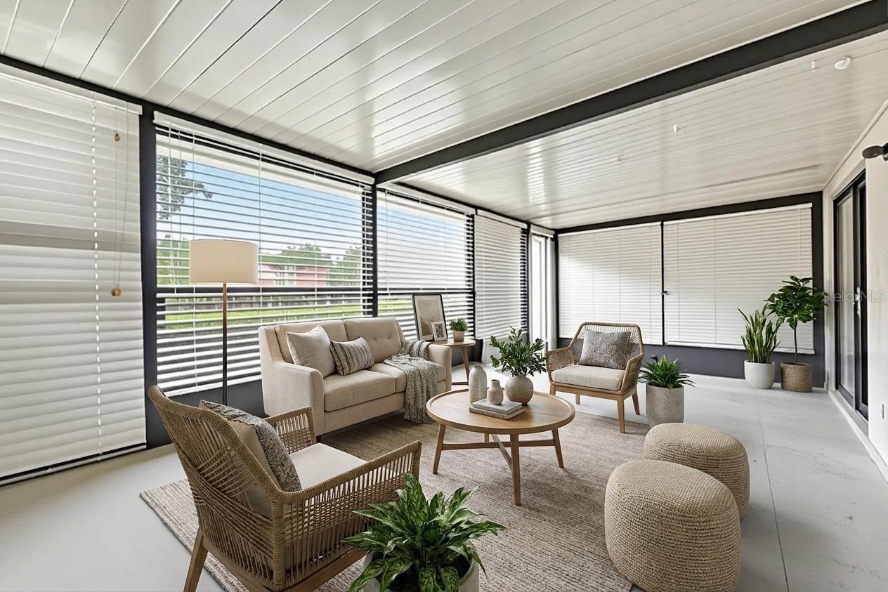PADDOCK VILLAS - Residential