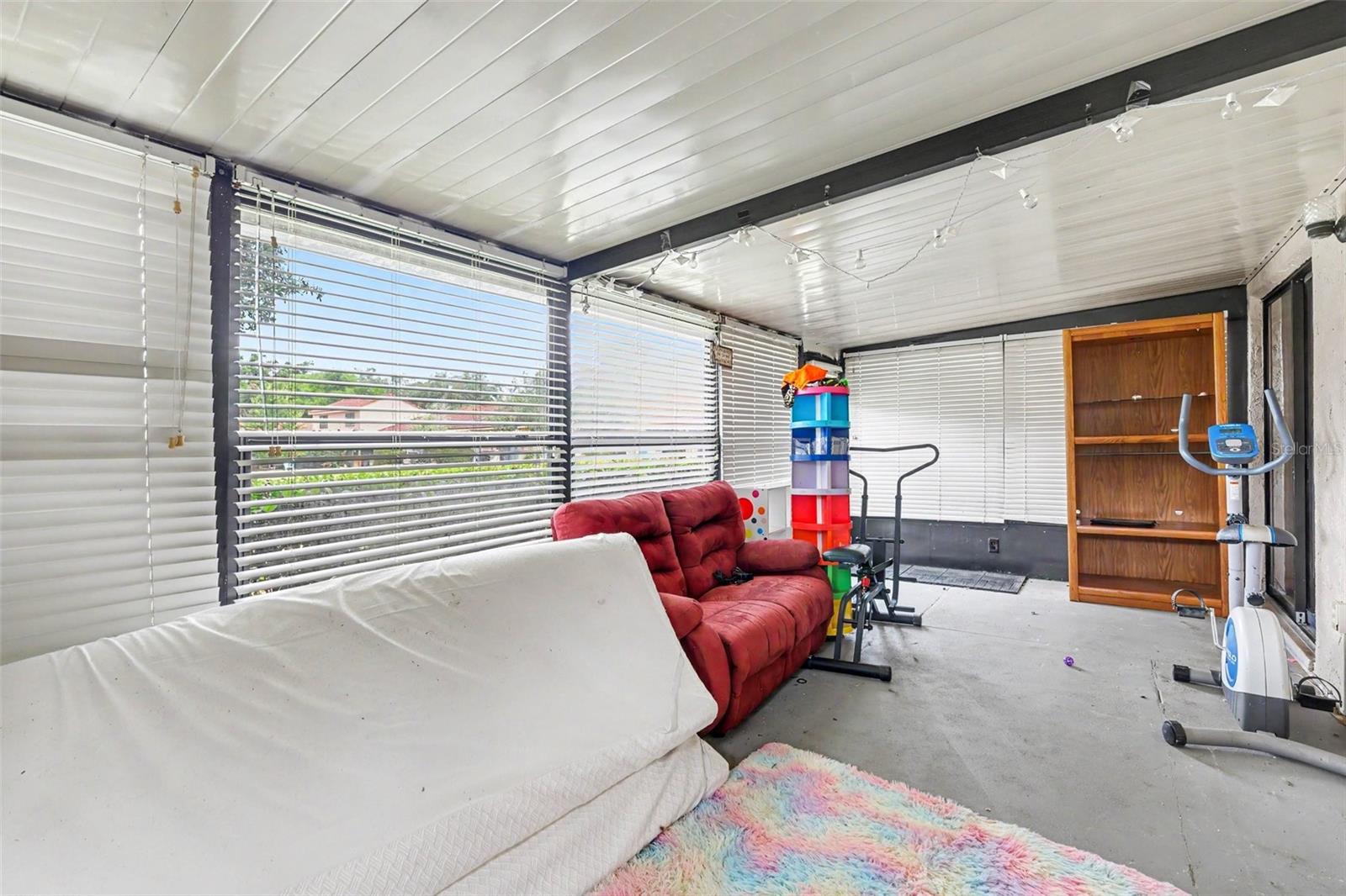 PADDOCK VILLAS - Residential