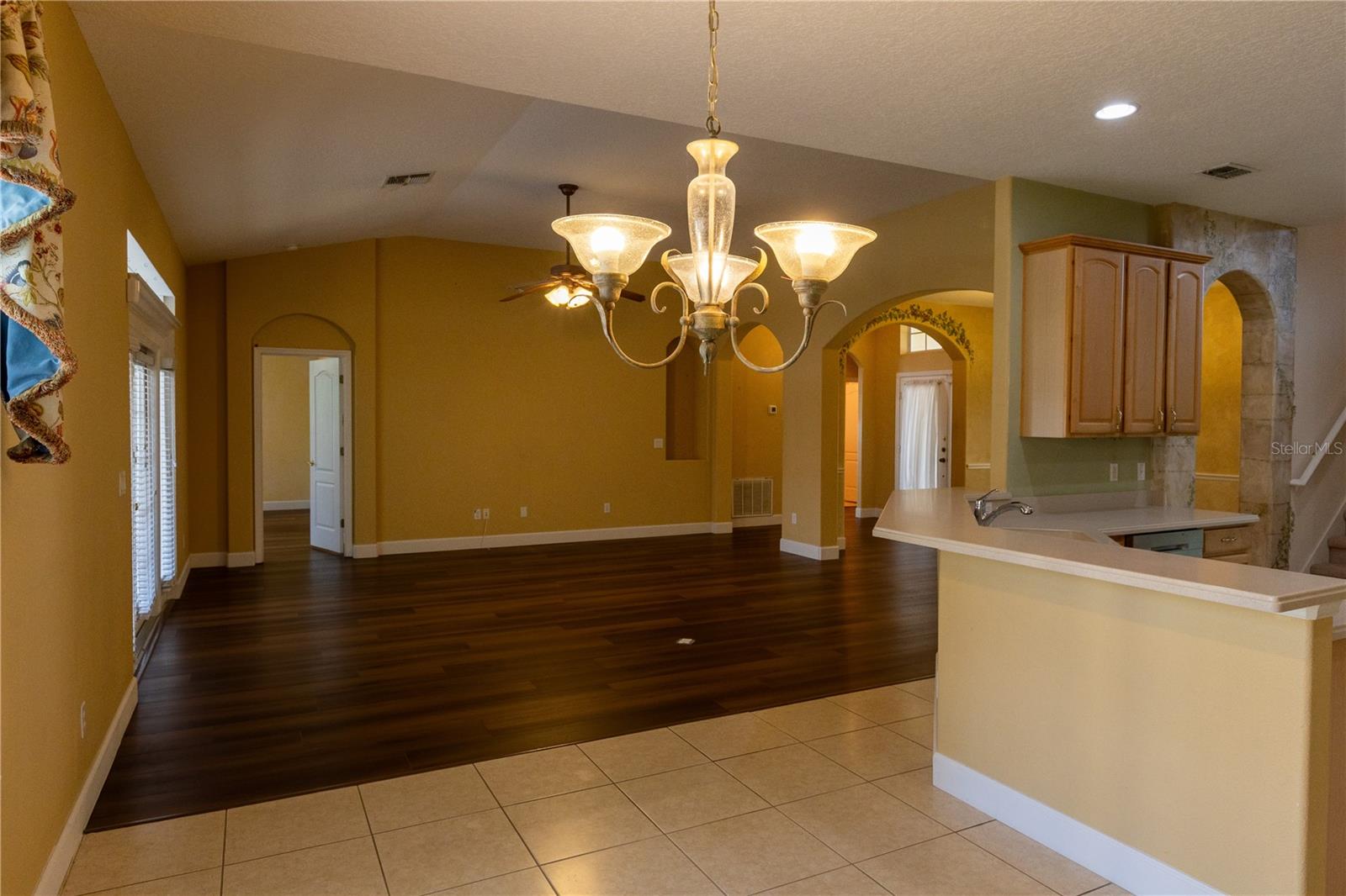 WINDSOR LANDING - Residential
