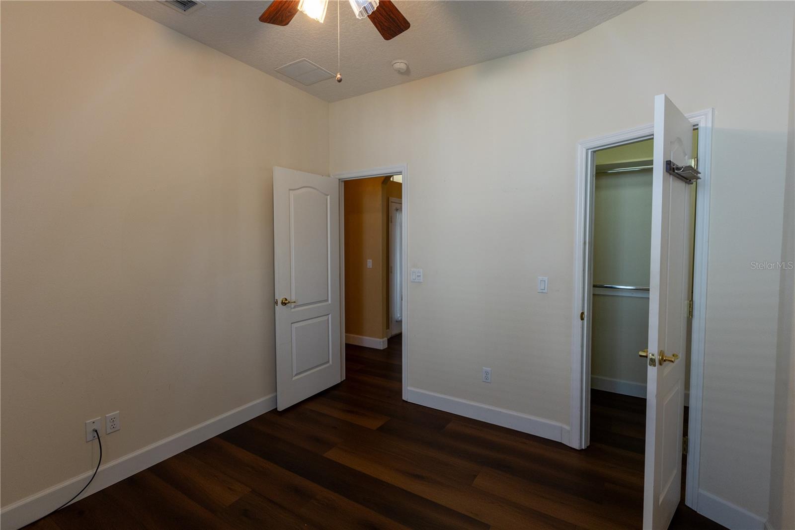 WINDSOR LANDING - Residential