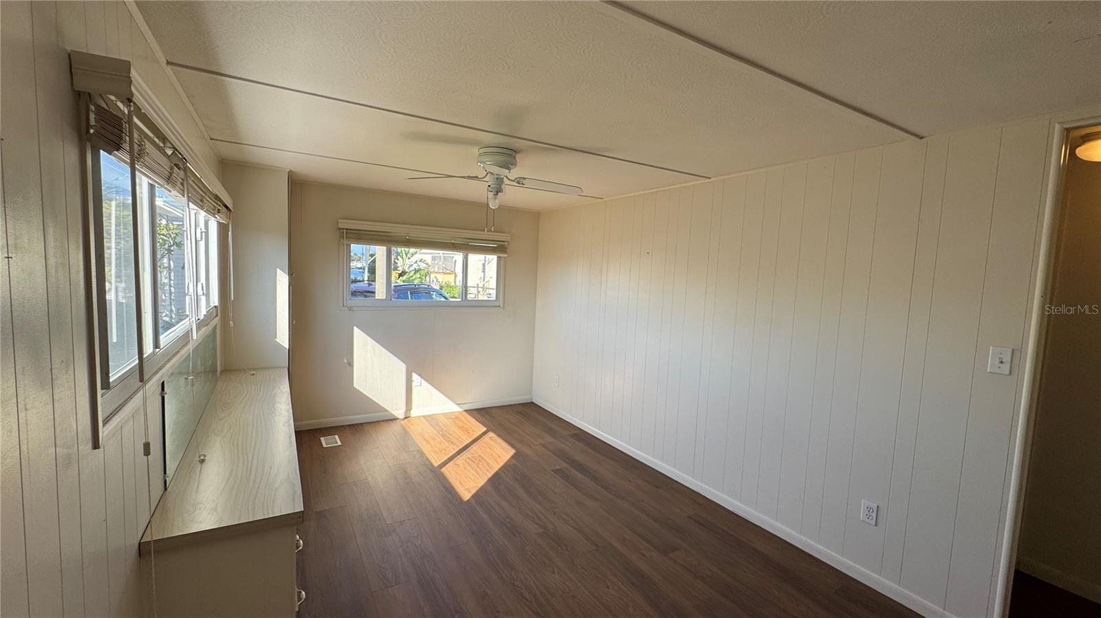 HARBOR LIGHTS MHP CO-OP - Residential