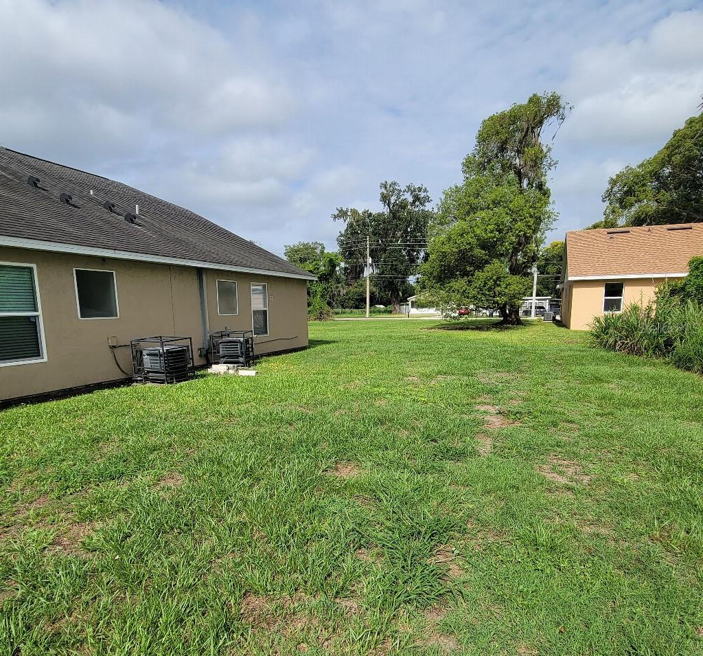 CLEAR LAKE VIEWS - Residential Income