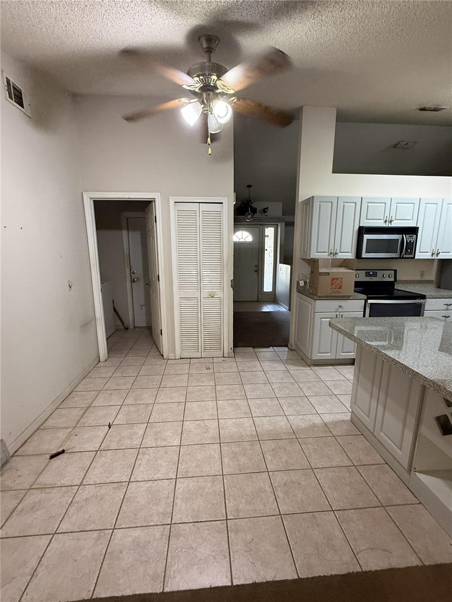 DELTONA LAKES UNIT 38 - Residential