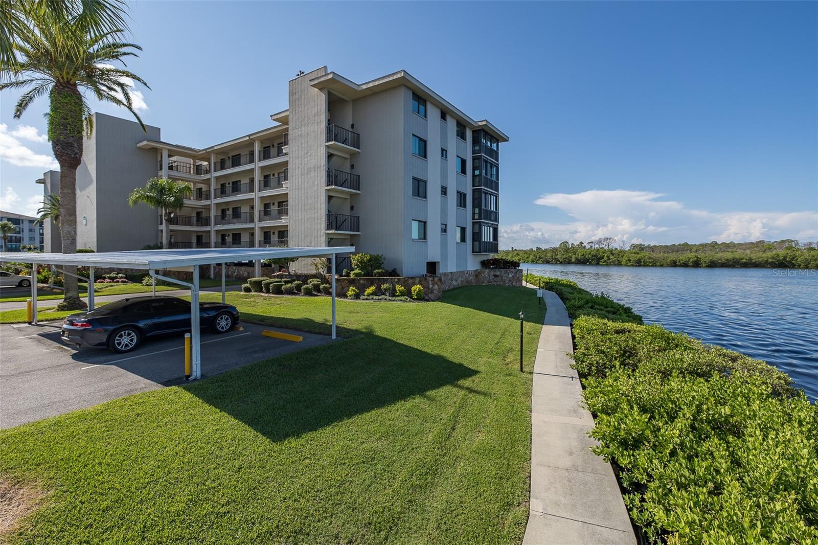 SAND PEBBLE POINTE CONDO 01 AMD 02 - Residential